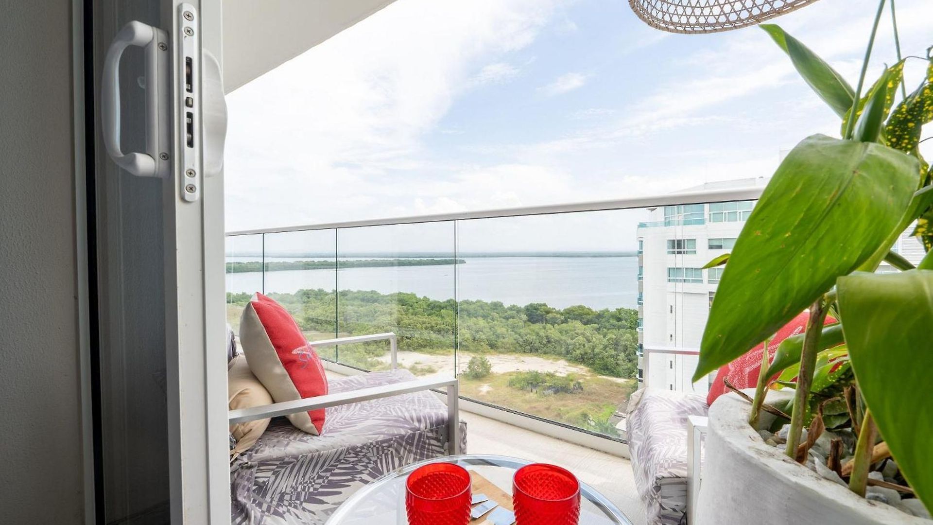 Apartamento Mq1206 | Lujo, Vista Y Jacuzzi Privado 2bd